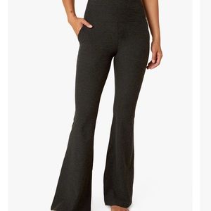 Sexy yoga pants with flare